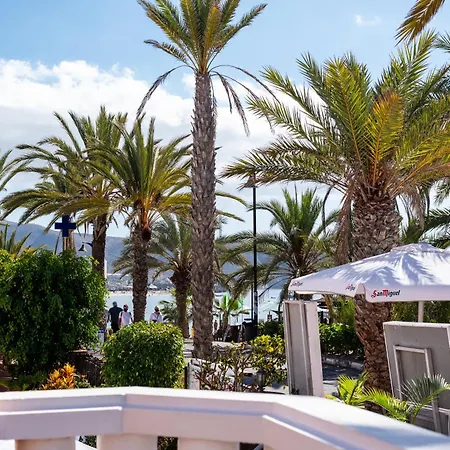 Front Americas * Playa de las Americas (Tenerife)