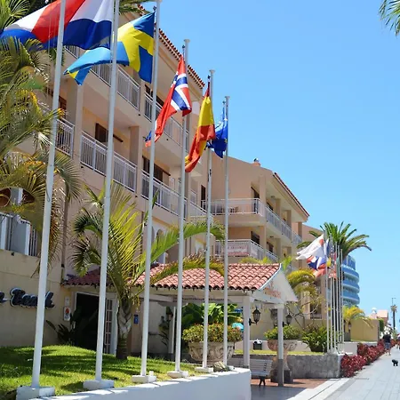 Front Americas Apartman *
