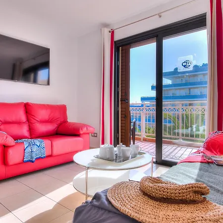 Apartman Front Americas